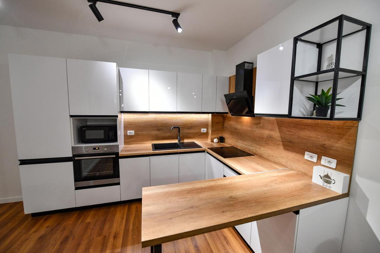New Central Apartment Shkodër Esterno foto