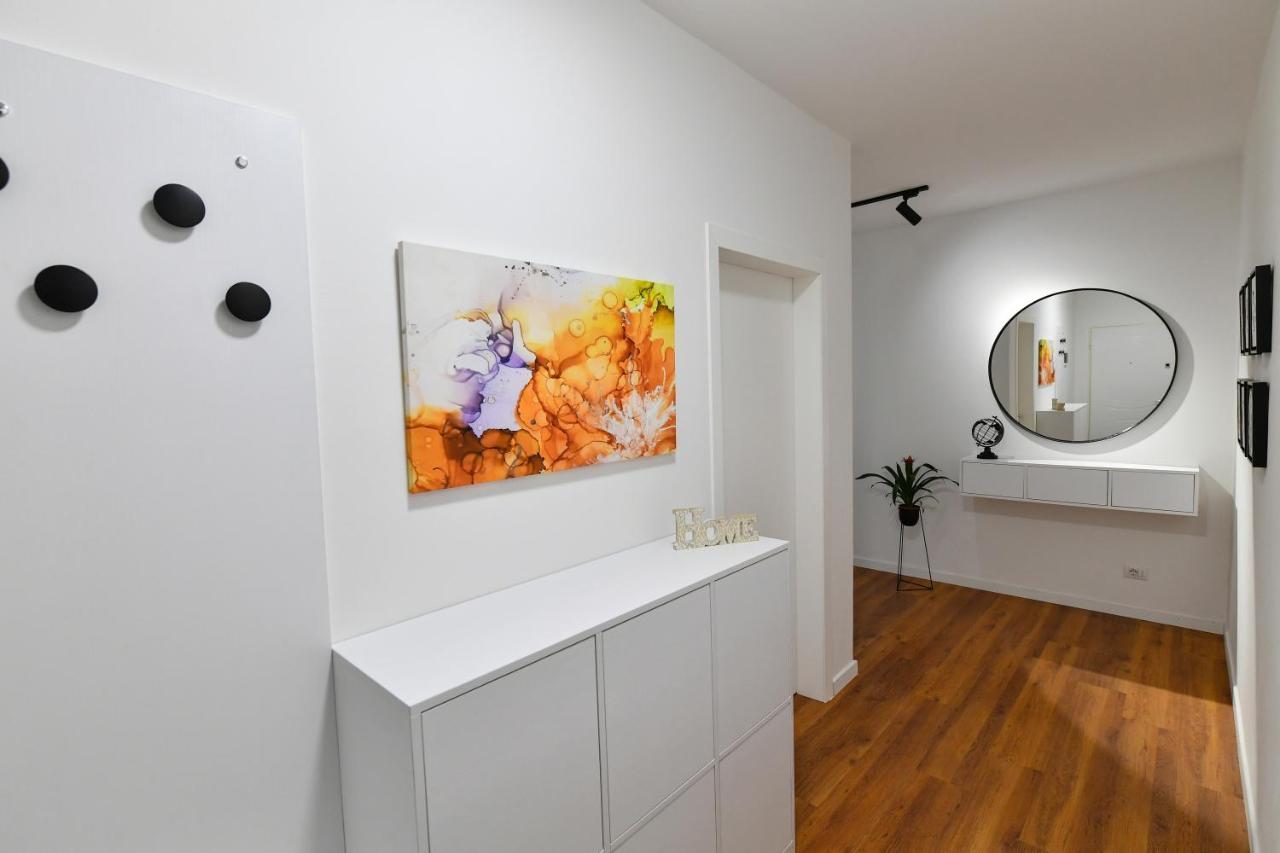 New Central Apartment Shkodër Esterno foto