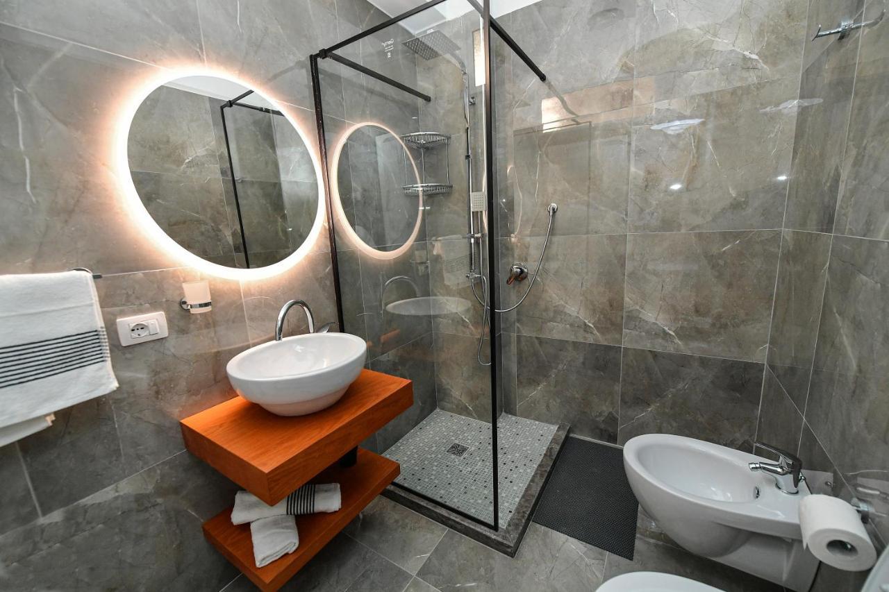 New Central Apartment Shkodër Esterno foto